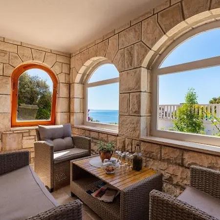 Stone Oasis Marin Semesterbostad Zrnovo